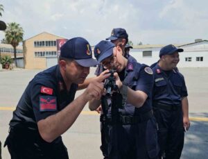 Mersin’de özel bireyler asker olma heyecanı yaşadı