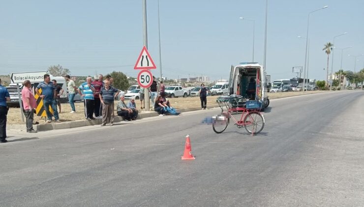 Otomobilin çarptığı bisikletli hayatını kaybetti