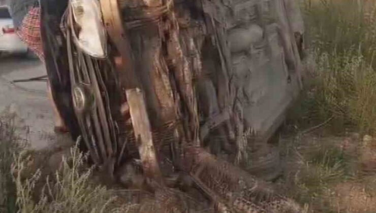 Takla atan atarak yan yatan otomobildeki 4 kişi yaralandı