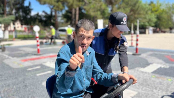 Trafik eğitimiyle hem öğrendiler hem eğlendiler