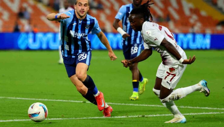 Trendyol Süper Lig: Adana Demirspor: 0 – Atakaş Hatayspor: 3 (İlk yarı)