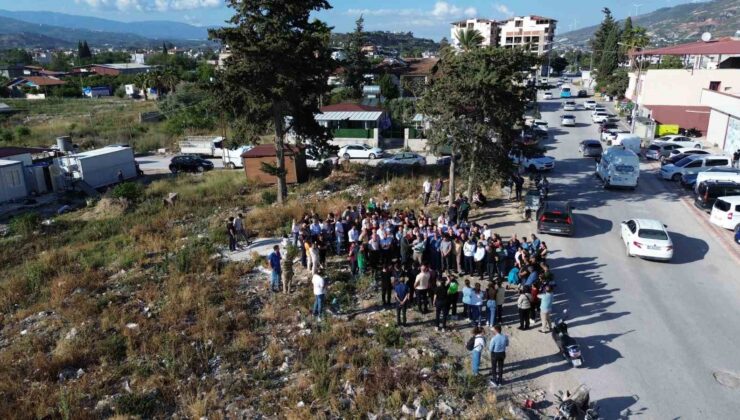 Vatandaşlar arasında anlaşmazlık nedeniyle bir kazma dahi vurulamadı