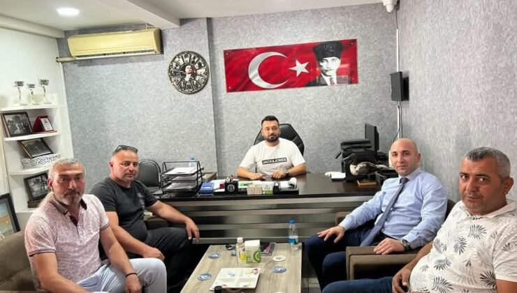 Yolda bulduğu yaban keçisi yavrusunu Doğa Koruma ve Milli Parklara teslim etti