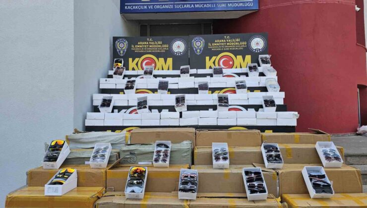 Adana’da 14 milyonluk kaçak güneş gözlüğü ve telefon ele geçirildi