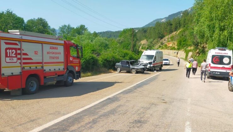 Adana’da ambulans ile otomobil çarpıştı: 1 ölü, 4 yaralı