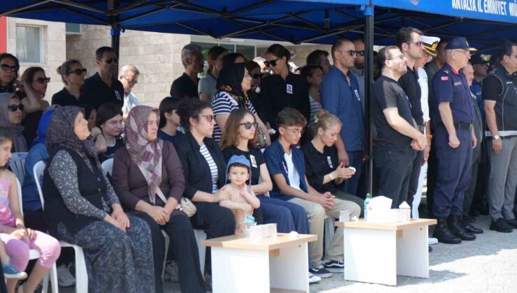 Akciğer kanseri nedeniyle hayatını kaybeden Başpolis Memuru, Antalya’da törenle uğurlandı