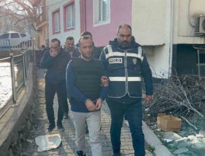 Altınları için başından vurulan kadın 151 günlük yaşam savaşını kaybetti