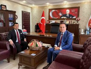 Anamur Kaymakamı Bozdemir, Başsavcı Çatlı’yla vedalaştı