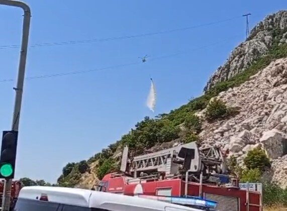 Antalya’da ormanlık alanda çıkan yangın kontrol altına alındı