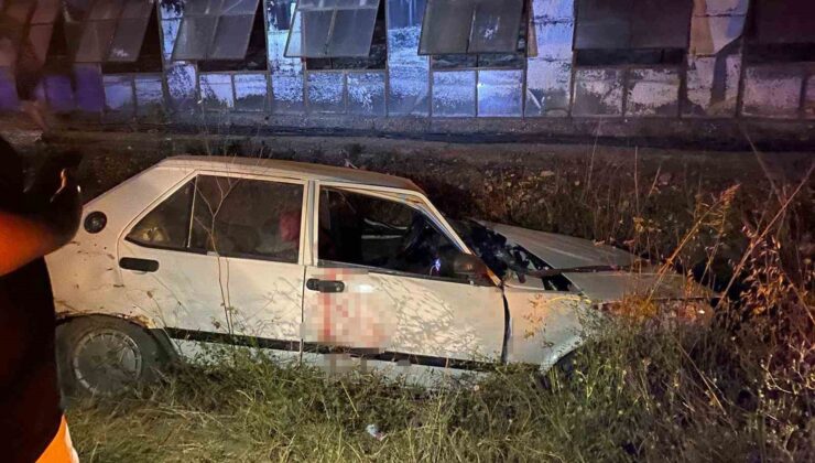 Antalya’da otomobil ile motosiklet çarpıştı: 1 ölü, 2 ağır yaralı