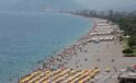 Antalya’da termometreler 35 dereceyi gösterdi, LGS’den çıkanlar denize koştu