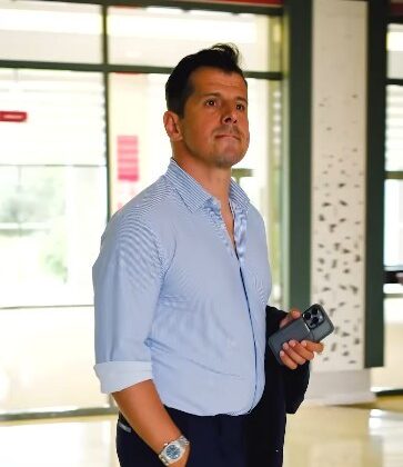 Antalyaspor’da Teknik Direktör Emre Belözoğlu görevinden ayrıldı