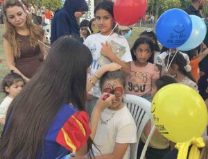 Başkan Çenet’ den çocuklara bayram hediyesi