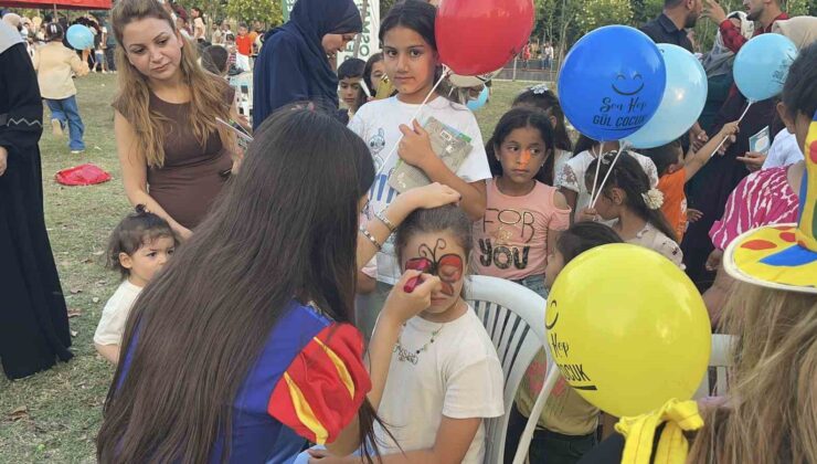 Başkan Çenet’ den çocuklara bayram hediyesi
