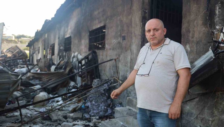 Depremden kurtardığı tekstil ürünlerinin ve makinelerin küle dönmesiyle 10 milyon TL’lik kayba uğradı