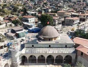 Depremin yıktığı Habib-i Necaar Camii’nde ihya çalışmaları hızla sürüyor