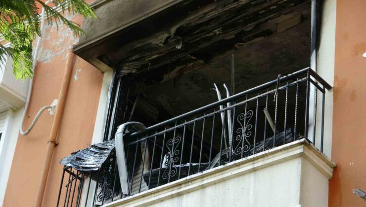 İsviçre’den tatil için geldikleri evleri 1 saat sonra küle döndü