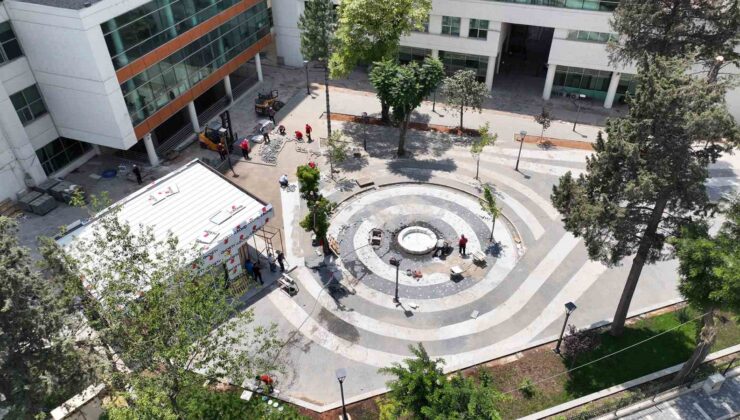 Kahramanmaraş’ta Kırk Altı Meydan Kafe hizmete hazırlanıyor