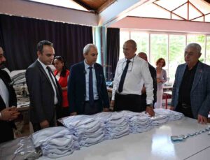 Kepez Belediyesi’nden dikiş atölyesiyle milyonluk tasarruf
