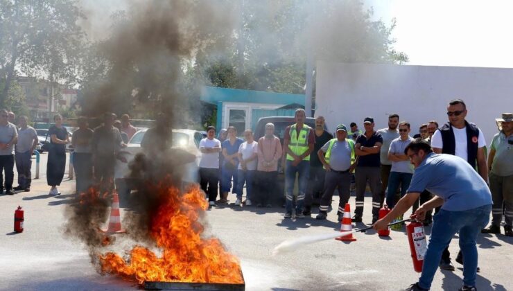 Kepez’de belediye personeline uygulamalı yangın eğitimi