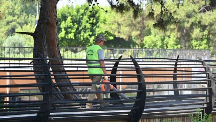 Kepez’de Tek Sarnıç Parkı’nda temizlik seferberliği