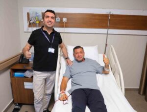 Makedonya’dan geldi, depremzede şehirde şifa buldu