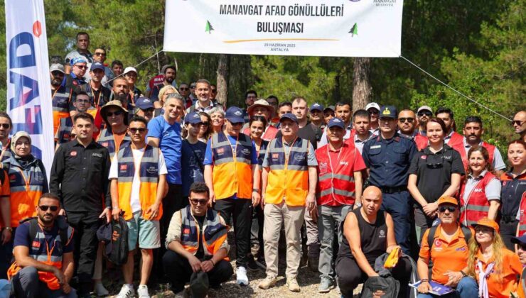 Manavgat’ta afet bilinci ve gönüllülük için doğa yürüyüşü