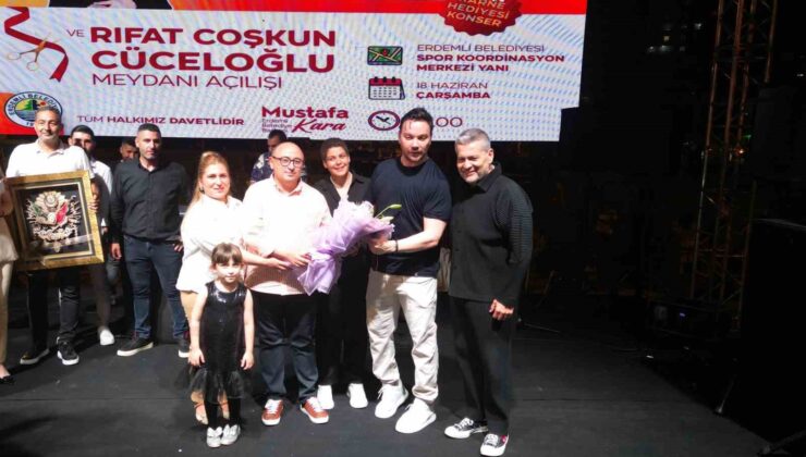 Mersin Erdemli’de gençlere unutulmaz karne hediyesi