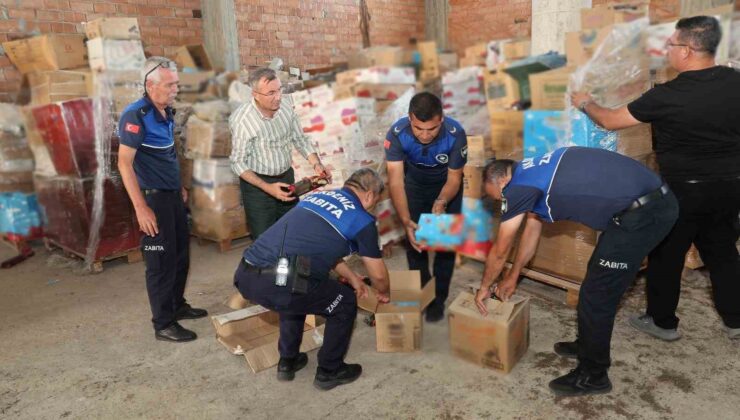 Mersin’de 5 kamyon dolusu son kullanma tarihi geçmiş şekerleme ele geçirildi