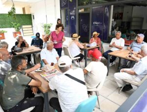 Mersin’de emekliler ‘Emekli Evi’nde sosyalleşiyor