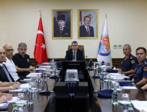 Mersin’de son bir haftada 826 aranan şahıs yakalandı