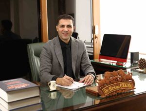 Prof. Dr. Özkan: “Türkiye’deki havuzların yüzde 68’i diş minesini aşındıracak kadar asidik”