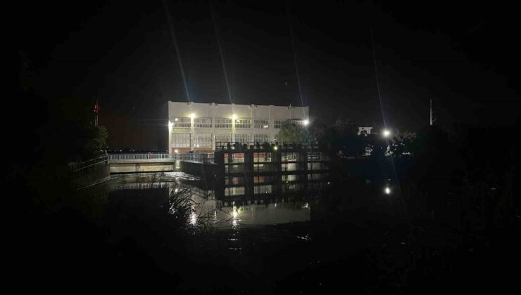 Sulama kanalına düşen bisikletini almak isterken akıntıya kapılıp kayboldu