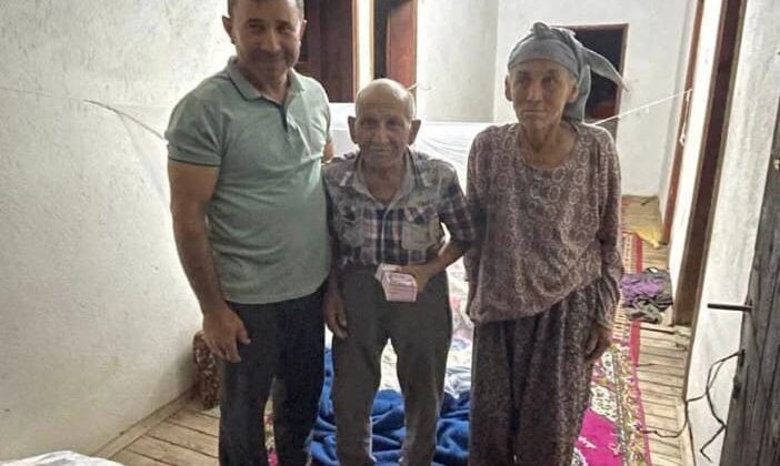 Yangında 80 bin lirasını kaybeden yaşlı adamın parası yenisiyle değiştirildi