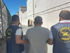 41 yıl kesinleşmiş hapis cezası ile aranan şahıs Mersin’de yakalandı