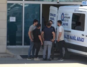 Ağabeyi tarafından 14 bıçak darbesi ile öldürülen genç kızın cenazesi teslim alındı