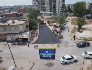 Akdeniz’de asfalt çalışmaları sürüyor