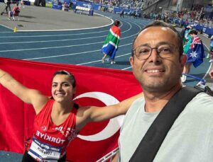 ALKÜ’nün altın kızı Esra Türkmen dünya zirvesinde