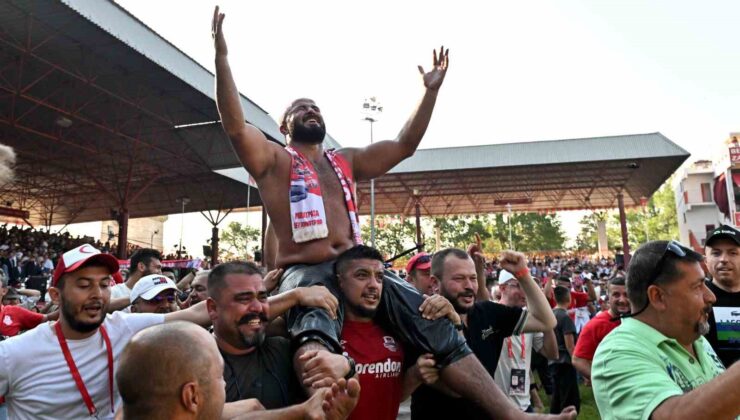 Altın kemer üçüncü kez Antalya’ya geldi, kutlama töreni şehitler nedeniyle ertelendi