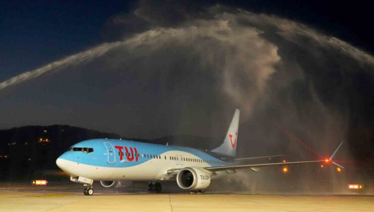Amsterdam’dan Gazipaşa-Alanya Havalimanı’na ilk uçuş gerçekleştirildi