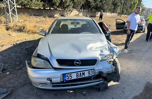 Antakya’da trafik kazası: 2 yaralı