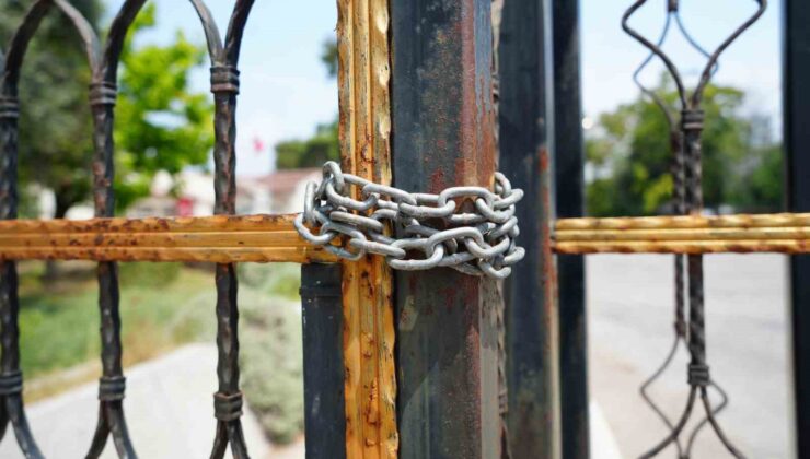 Antalya Arkeoloji Müzesi’nde tadilat başladı, ziyaretçilere kapatıldı