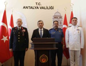 Antalya Valisi Şahin: “Antalya’da son bir haftada 37 yangın çıktı, 52 hektar alan yandı”