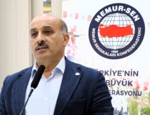 Eğitim-Bir-Sen Adana Şubesi zorunlu eğitim sistemini masaya yatırdı
