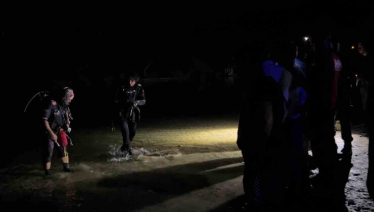 Irmağa kaçan topu almak isterken akıntıya kapılan lise öğrencisi gözlerden kayboldu