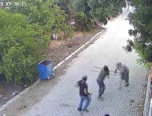 Kanlı miras kavgasında yeni görüntüler: Baba, oğullarını sopayla dövüp böyle ateş etti