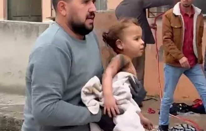 Küçük Ayşe yaşam savaşını kazandı, özel tedaviyle hayata tutundu