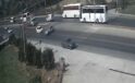 Manavgat’ta otomobilin U dönüşü sonrası kaza anı kamerada