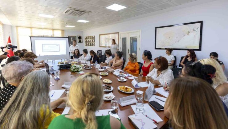 Mersin’de kadınları güçlendiren ’pazartesi buluşmaları’ sürüyor