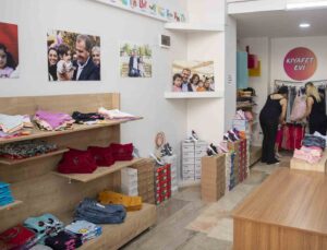 Mersin’de Kıyafet Evi’nden 22 bin çocuk faydalandı
